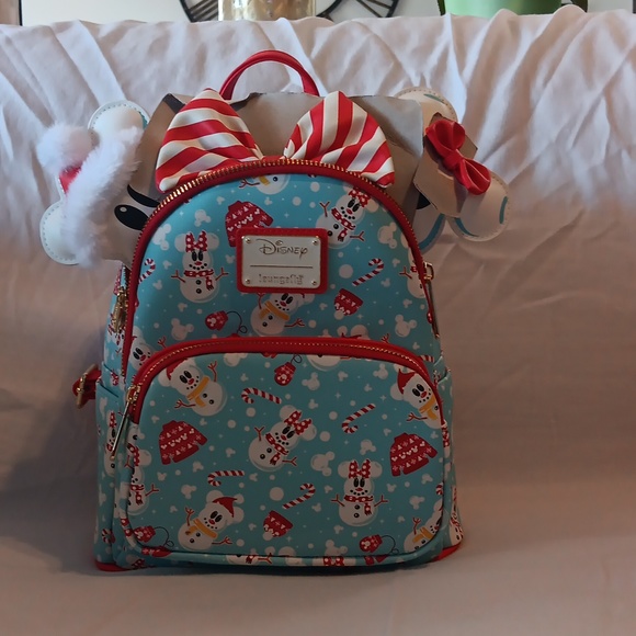Disney Loungefly Minnie mickey snowman bag and ears - Picture 1 of 2